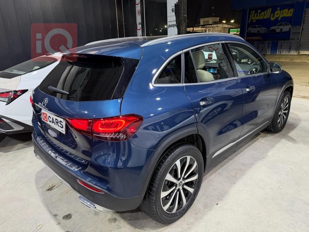 مێرسێدس بێنز GLA